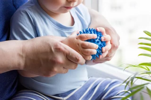 Piłeczki sensoryczne dla niemowląt od kiedy? Odkryj zalety dla rozwoju Piłeczki sensoryczne dla niemowląt od kiedy? Odkryj zalety dla rozwoju